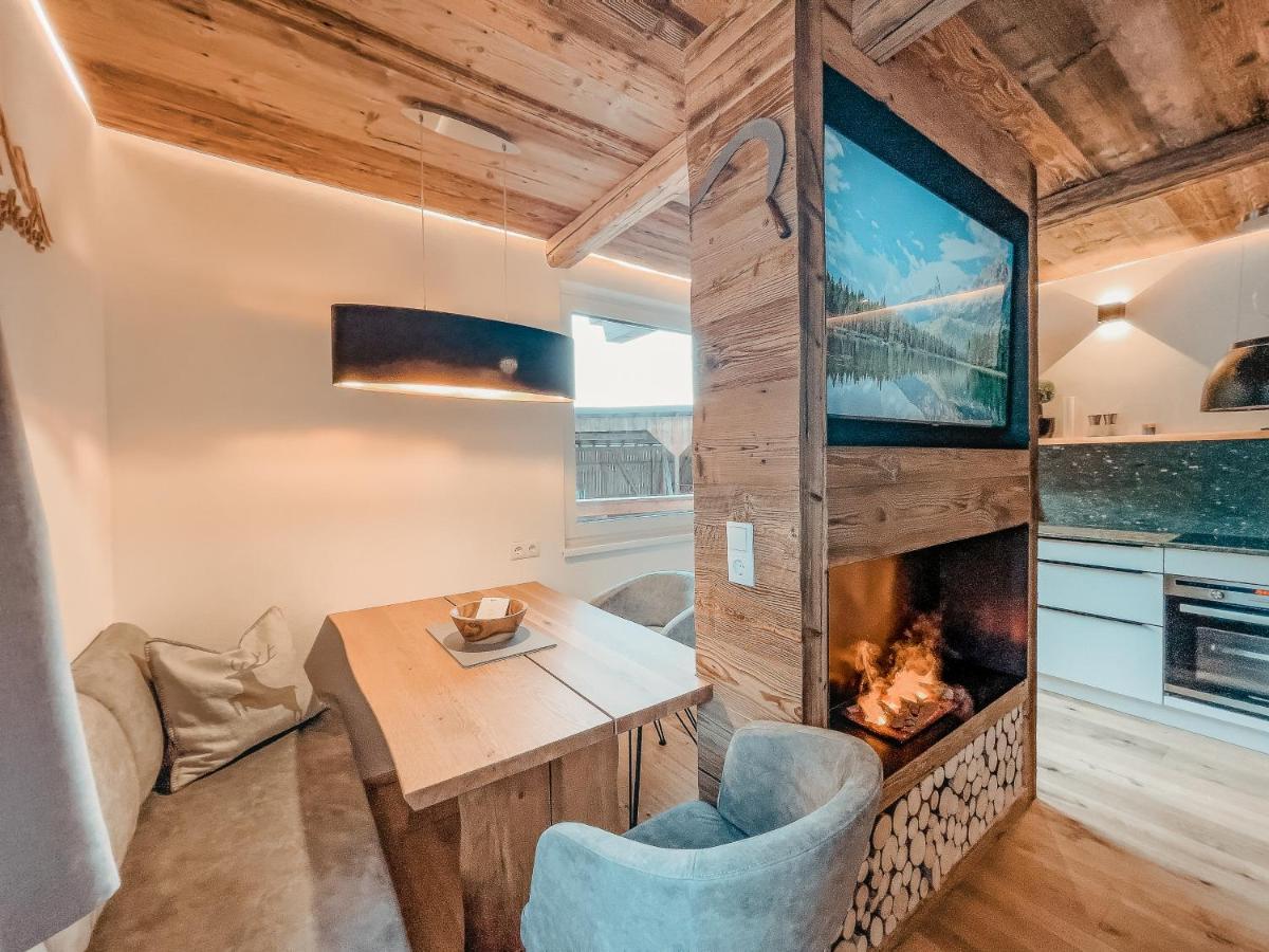 Oldwood Chalet - Balcony & Car Park By Alpenluxus Appartements Fügen Eksteriør billede