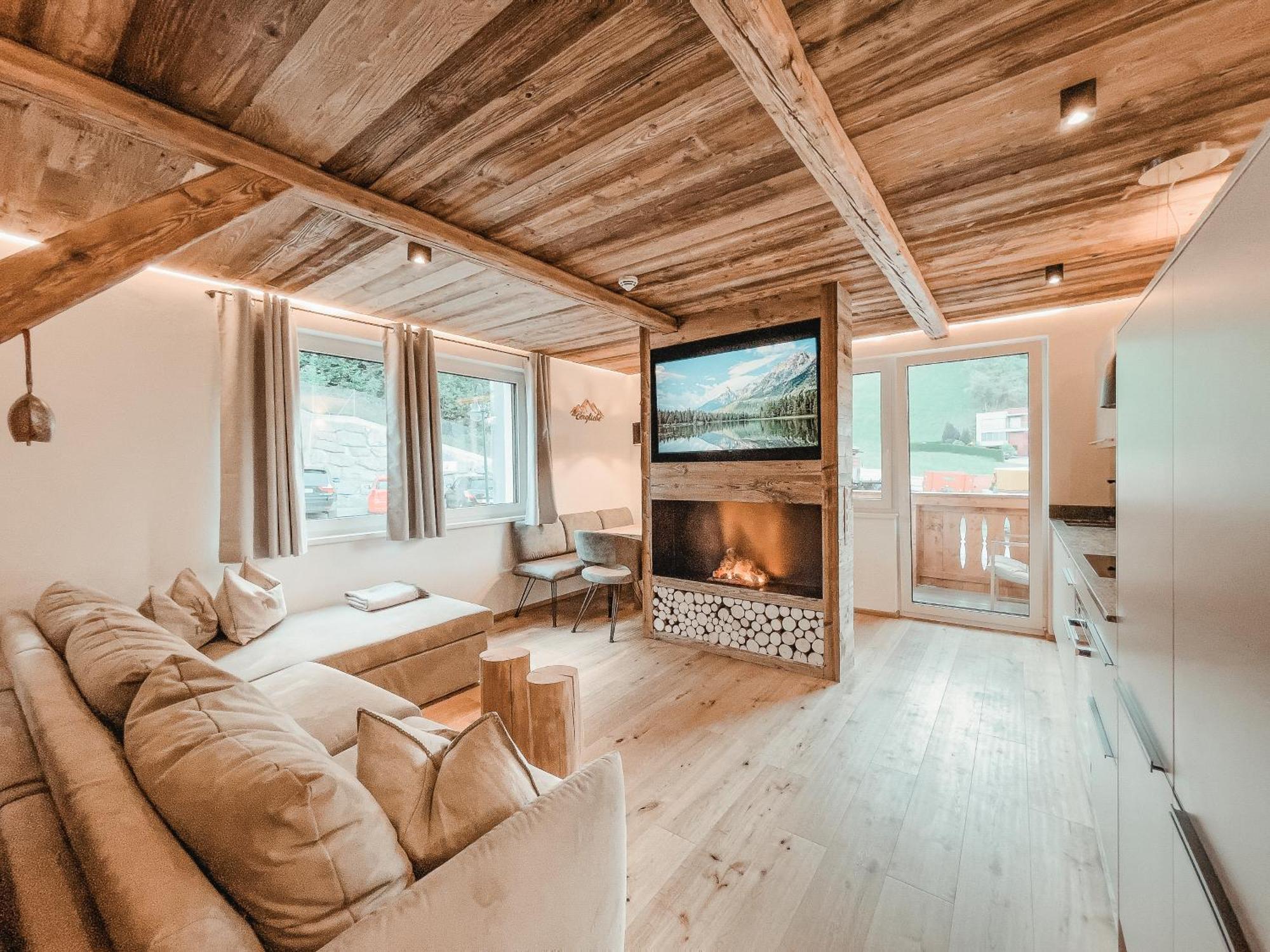 Oldwood Chalet - Balcony & Car Park By Alpenluxus Appartements Fügen Eksteriør billede